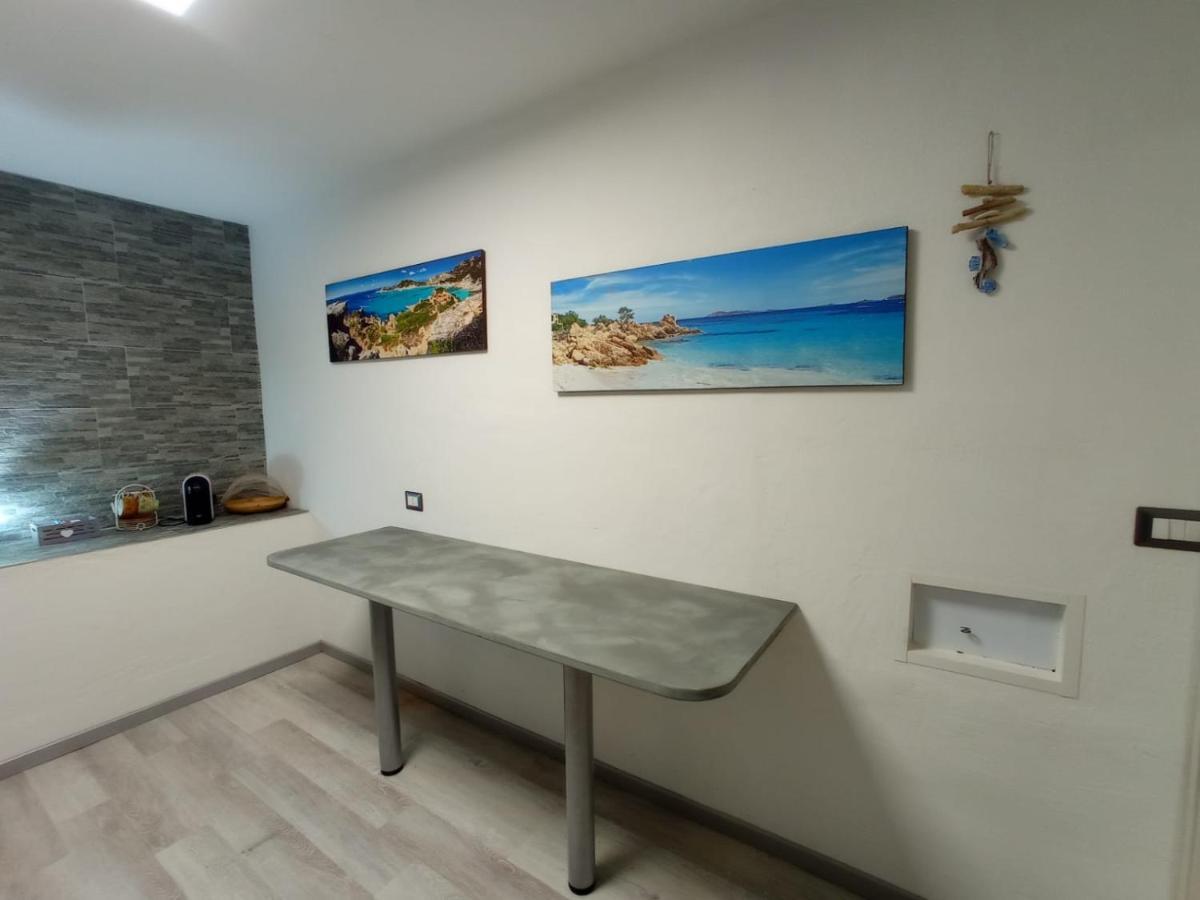 Villaggio Est Affittacamere San Teodoro  Exteriör bild