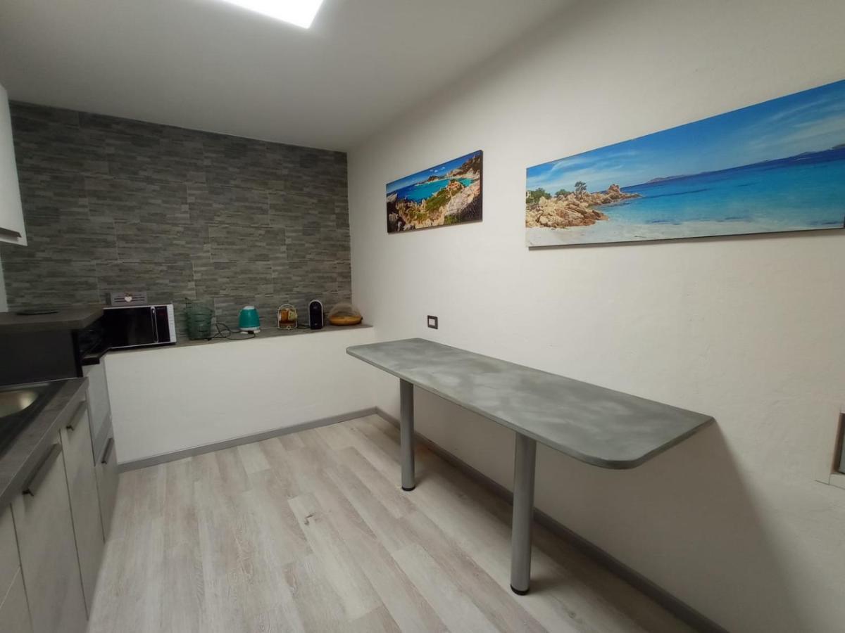 Villaggio Est Affittacamere San Teodoro  Exteriör bild