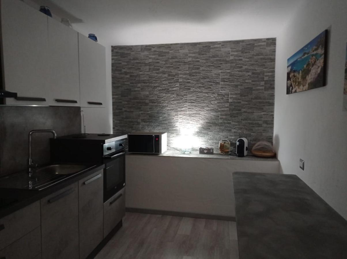 Villaggio Est Affittacamere San Teodoro  Exteriör bild