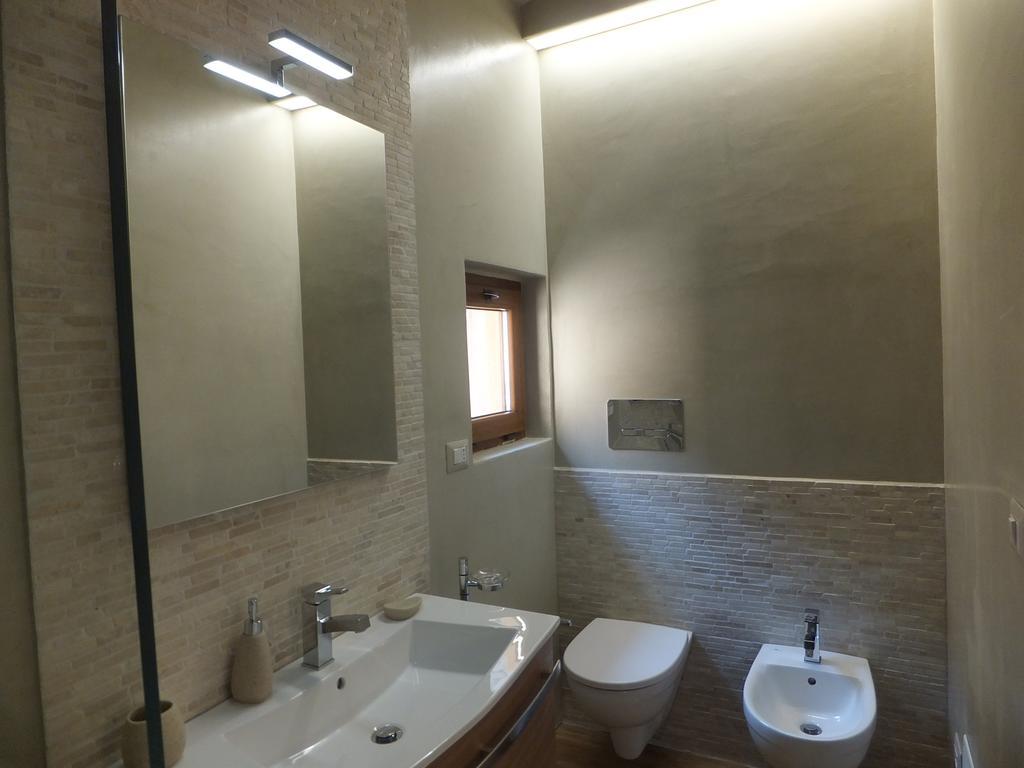 Villaggio Est Affittacamere San Teodoro  Exteriör bild