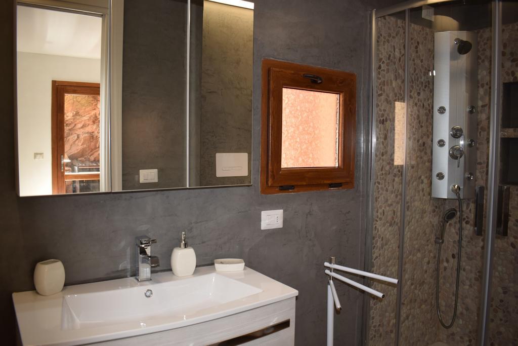 Villaggio Est Affittacamere San Teodoro  Exteriör bild
