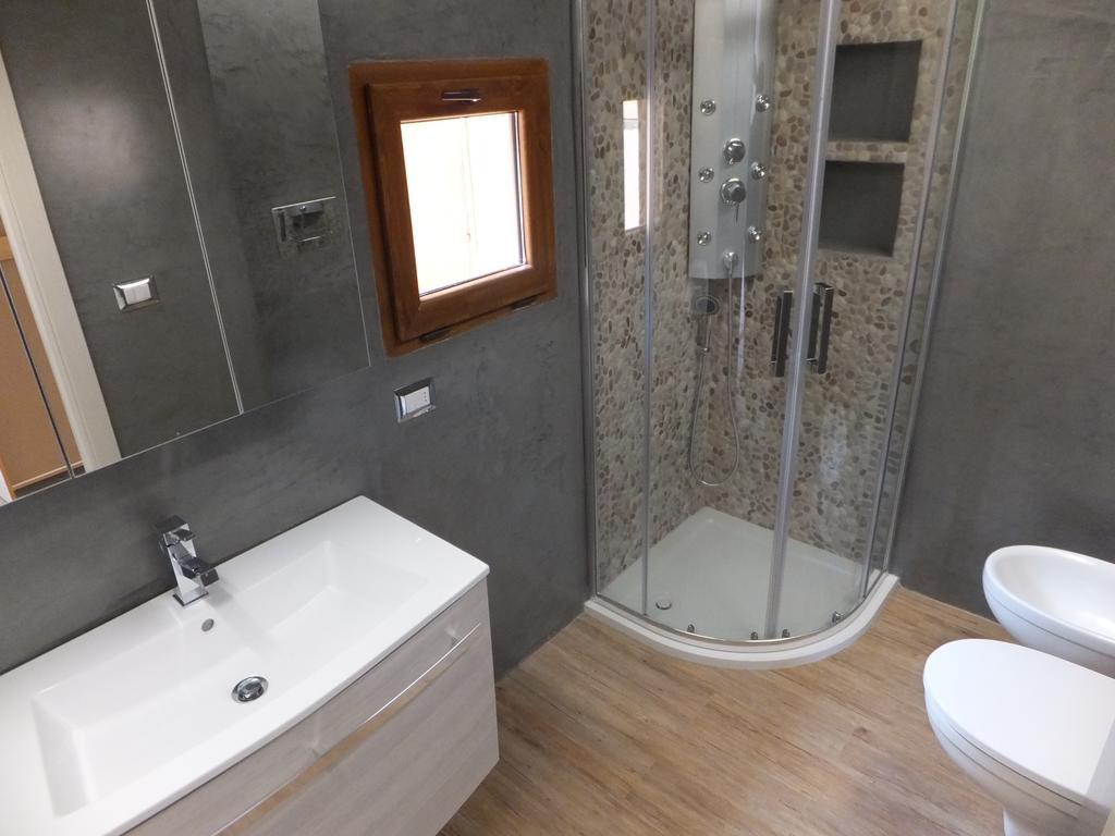 Villaggio Est Affittacamere San Teodoro  Exteriör bild